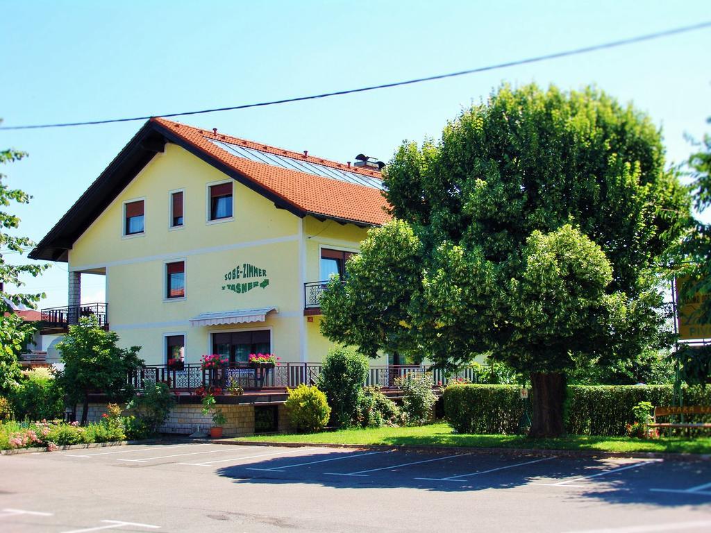 Stara Lipa Tasner Free Kitchen&garage&parking-self Check In Penzion Maribor